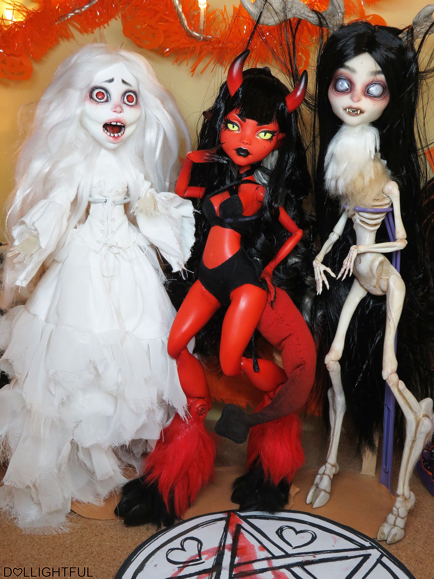 Dollightful halloween Dolls